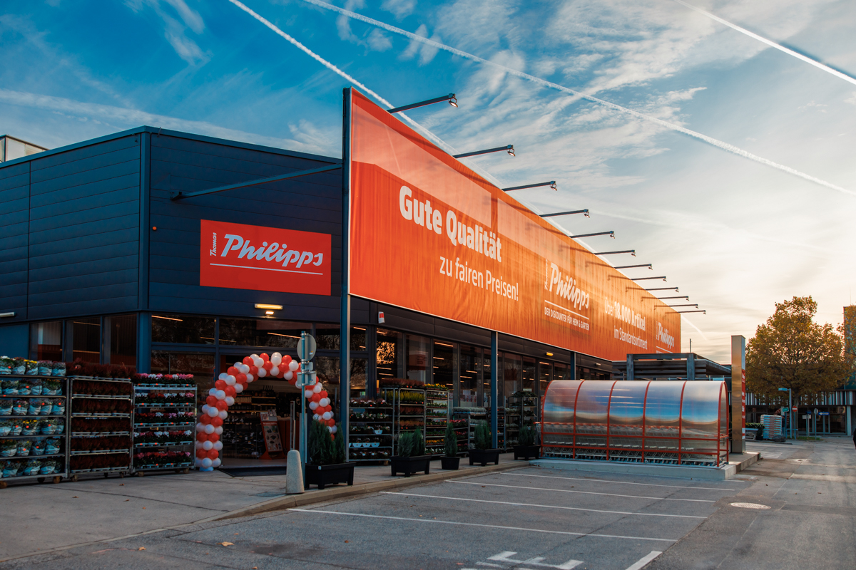 Thomas Philipps eröffnet seinen ersten Standort in Wiener Neustadt – vermittelt von OSWALD Immobilien